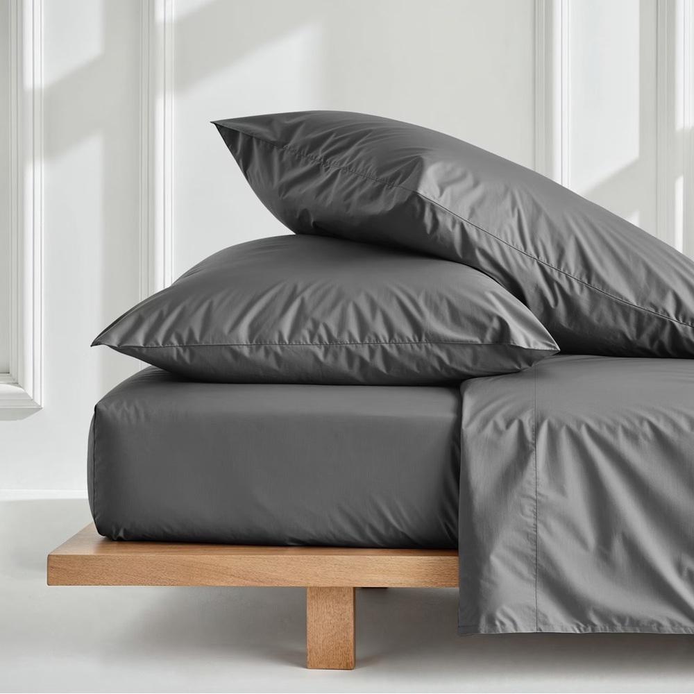 Italic Brand-Luxe Sateen Bedding Set (QUEEN) (NEW)